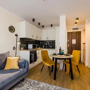 Apartament Shortstaypoland Chlodna B168, Warszawa