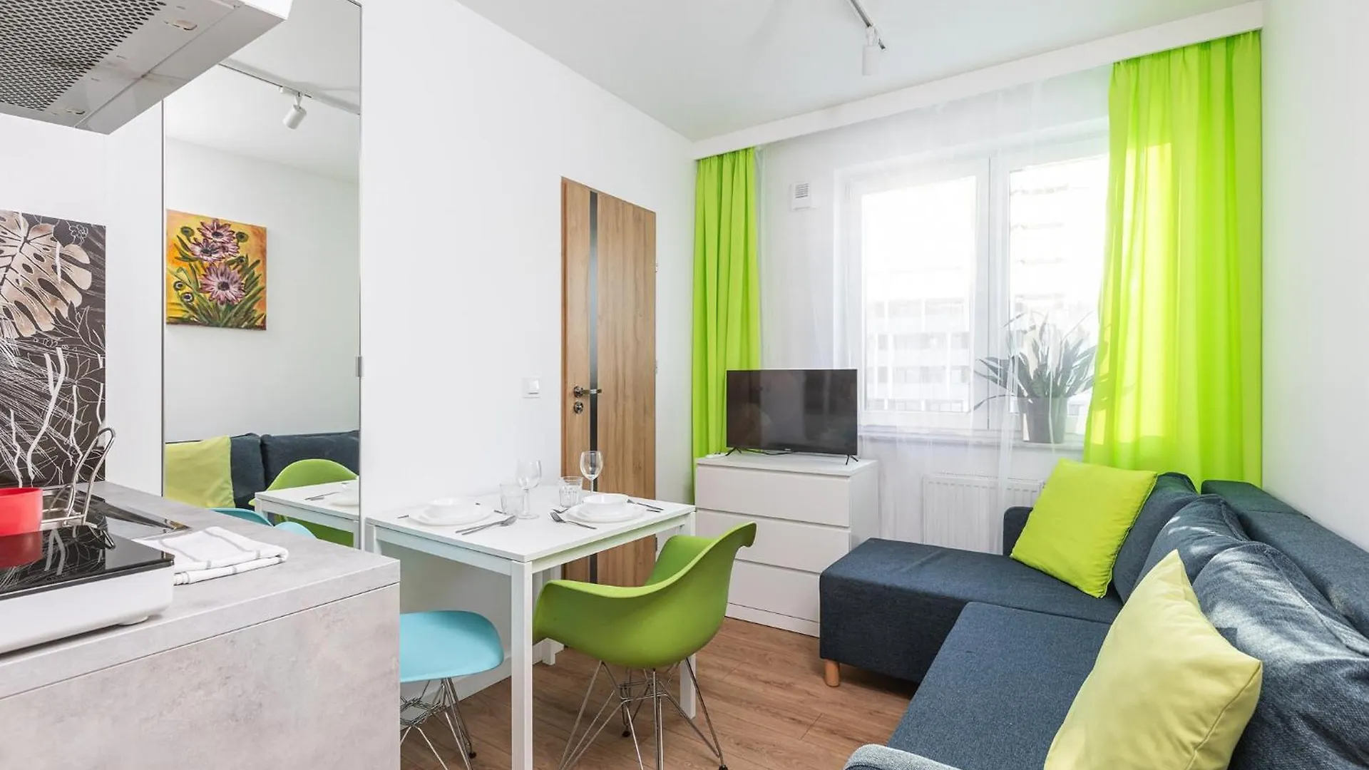 Superapart Edwarda Habicha 7 Warsaw Apartment